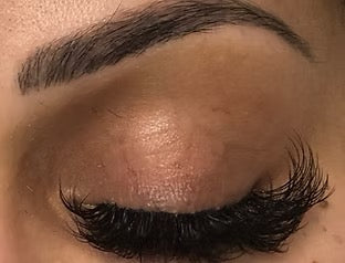 LASHES & BROWS
