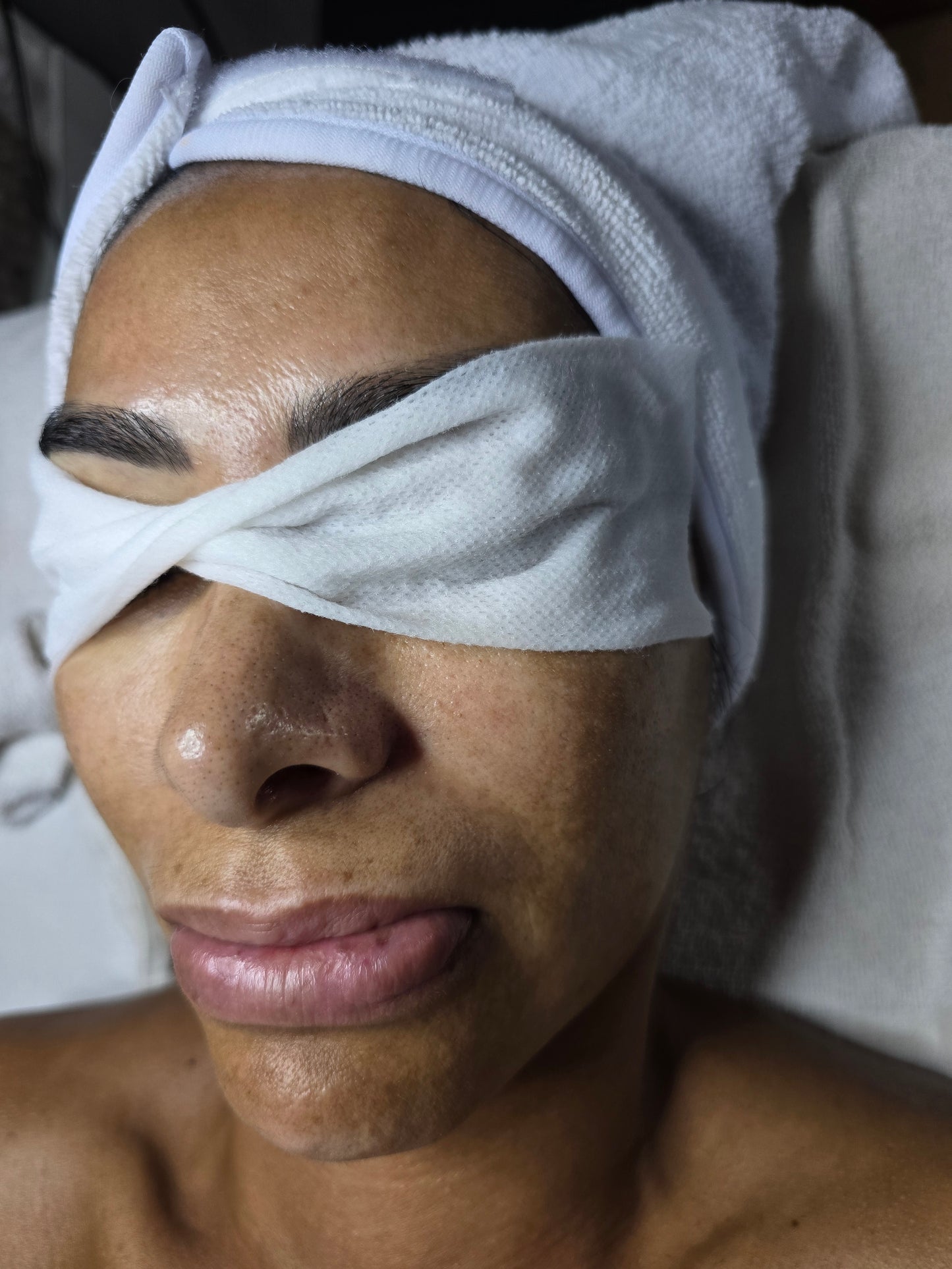 MELANIN CLEAR THERAPY FACIAL